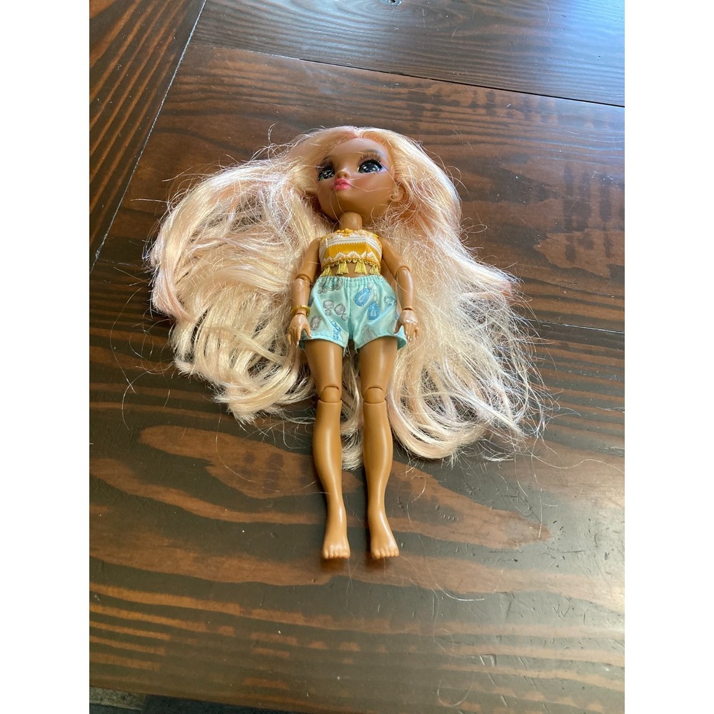 2022 Rainbow High Vision Divas‎ Sabrina St Cloud Fashion Doll Incomplete